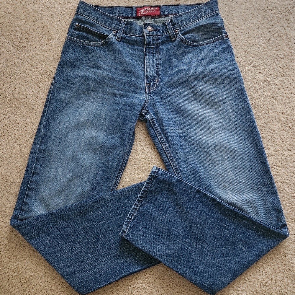 Men's Arizona Relaxed Straight Jeans Size 32x32. Perfect fit jean.